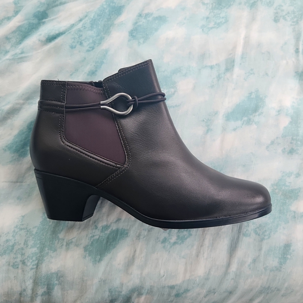Clark's Emily2 Kaylie Booties - Dark Brown 12W